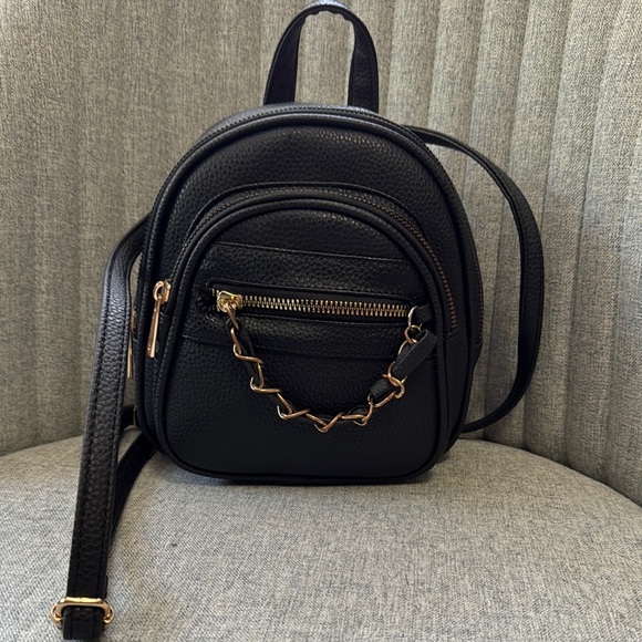 Under One Sky | Bags | Under One Sky Black And Gold Backpack With Chain ...